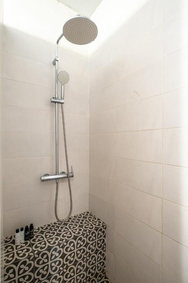 אתונה Central5 Boutique Apartments With Common Garden Next To Metro מראה חיצוני תמונה